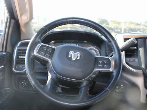 Used 2022 RAM 2500 Laramie image 14