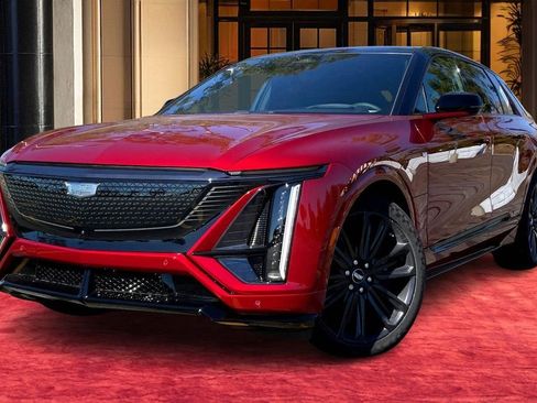 New 2026 Cadillac Lyriq V image 1