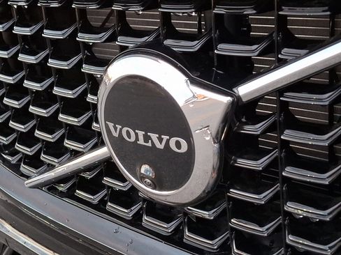 New 2025 Volvo XC60 T8 Plus w/ Protection Package Premier image 21