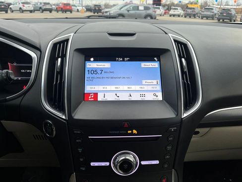 Used 2019 Ford Edge Titanium w/ Cold Weather Package image 37