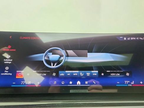 Used 2026 BMW X7 xDrive40i w/ M Sport Package image 51