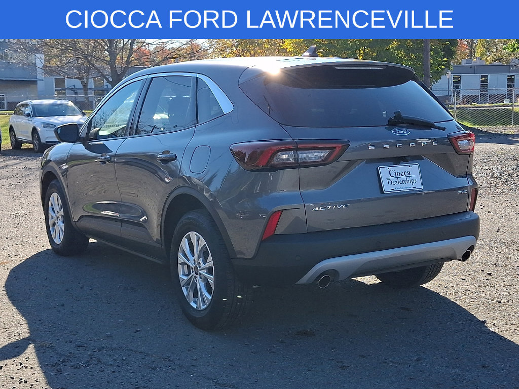 Used 2023 Ford Escape Active w/ Tech Pack #1 AWD/4WD image 7