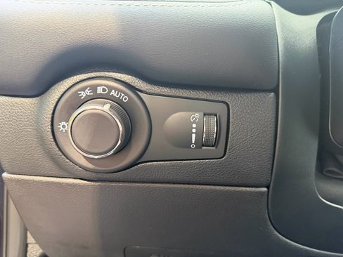 Used 2025 Dodge Durango SRT Hellcat image 11