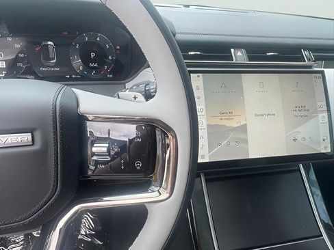 New 2026 Land Rover Range Rover Velar Dynamic SE AWD/4WD image 19