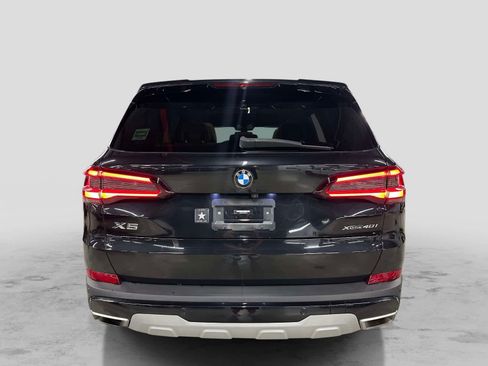 Used 2023 BMW X5 xDrive40i AWD/4WD image 4