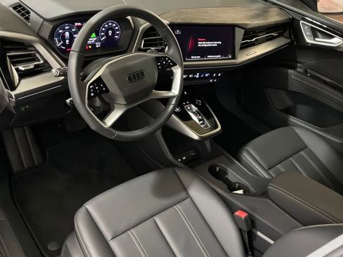 Used 2024 Audi Q4 e-tron Premium AWD/4WD image 18