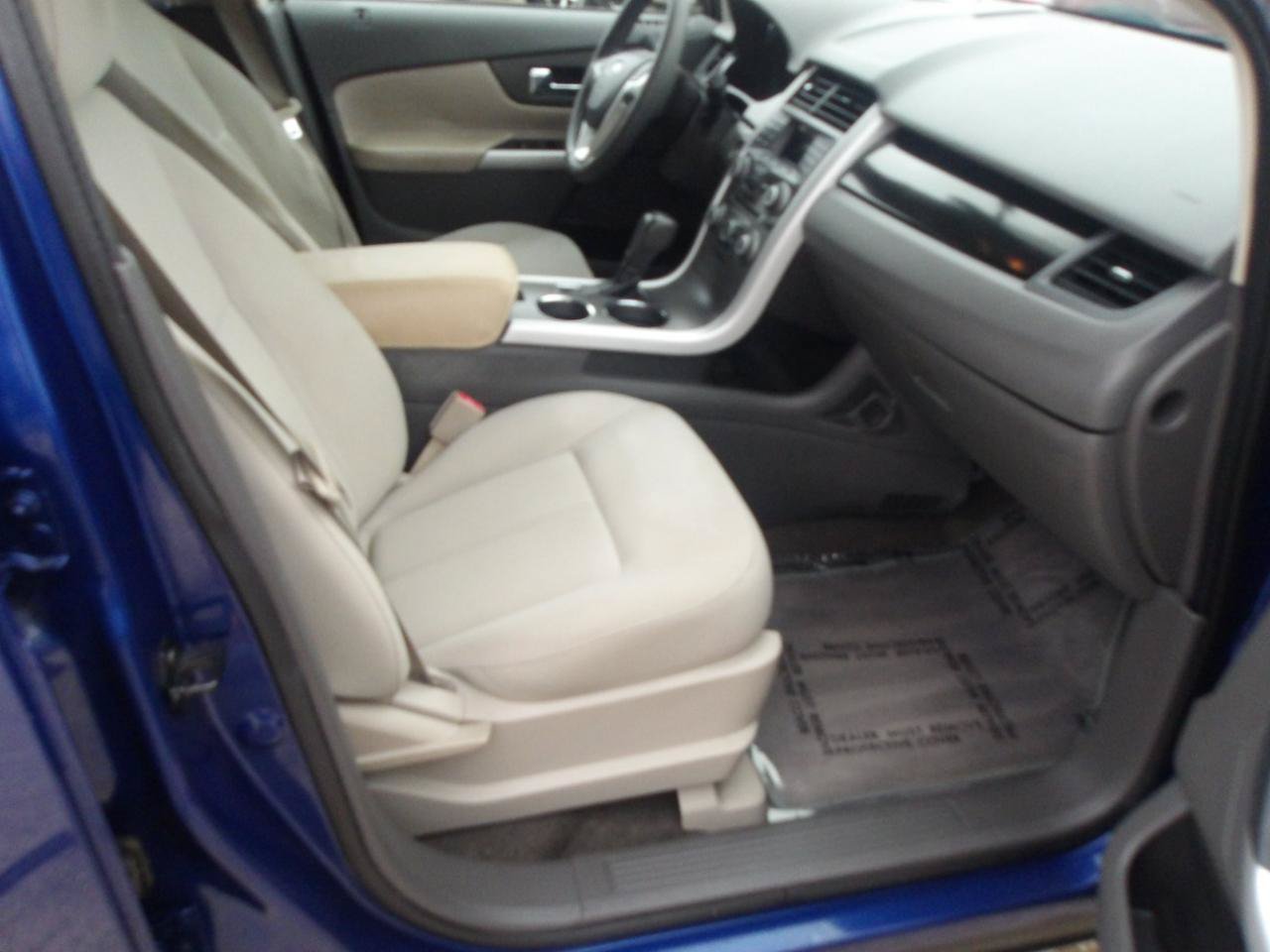 Used 2014 Ford Edge SE FWD image 10
