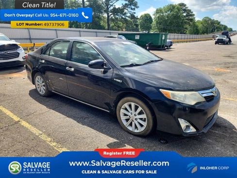 Used 2012 Toyota Camry XLE w/ Convenience Pkg FWD image 5