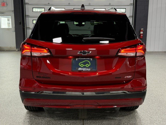 Certified 2022 Chevrolet Equinox RS w/ Infotainment Package AWD/4WD image 4