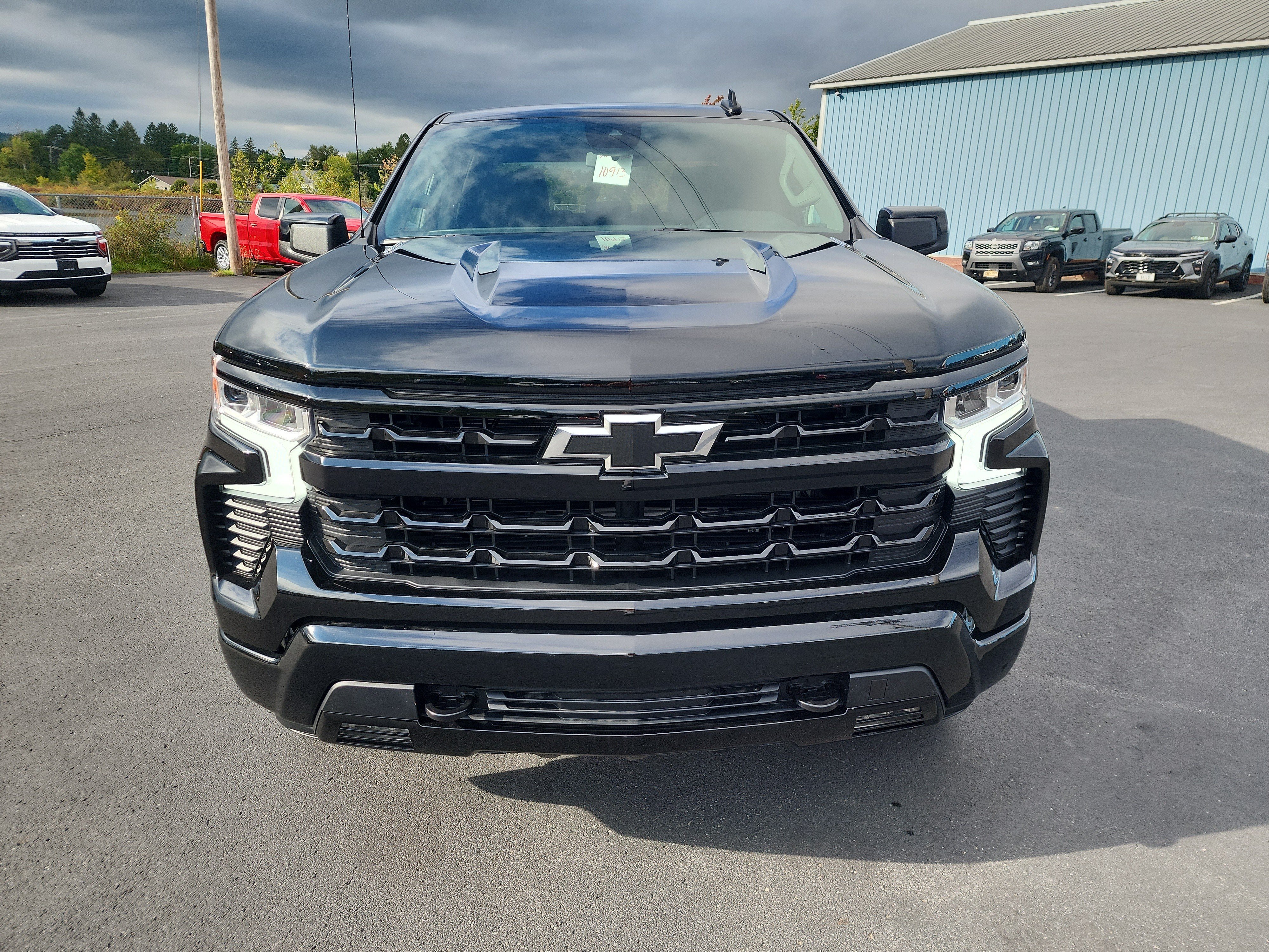 New 2026 Chevrolet Silverado 1500 RST w/ RST Select Package AWD/4WD image 3