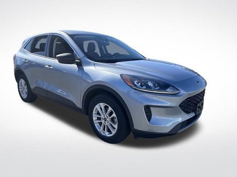 Certified 2022 Ford Escape SE image 10