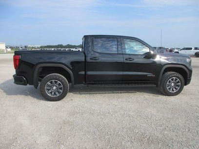 New 2026 GMC Sierra 1500 AT4 w/ AT4 Premium Package