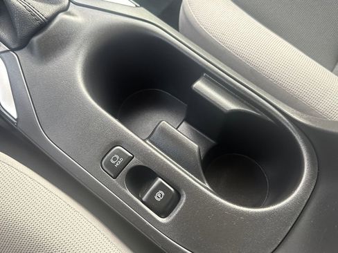 Used 2025 Toyota Corolla LE image 26