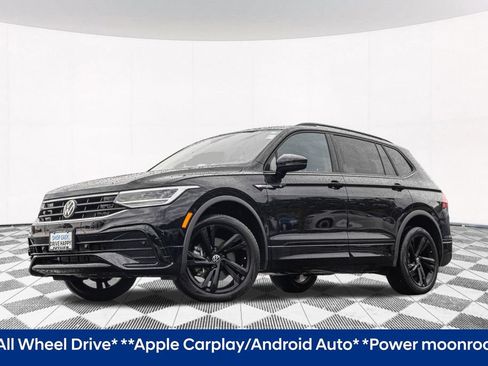 Certified 2024 Volkswagen Tiguan SE R-Line AWD/4WD image 2