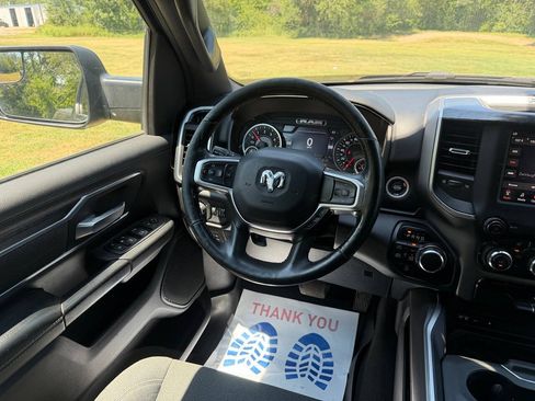 Used 2019 RAM 1500 Big Horn AWD/4WD image 13