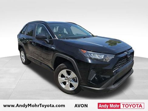 Used 2021 Toyota RAV4 LE AWD/4WD image 1