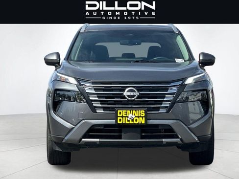 Used 2026 Nissan Rogue SL AWD/4WD image 9