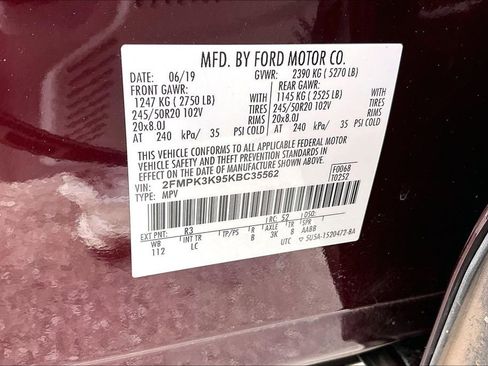 Used 2019 Ford Edge Titanium image 43