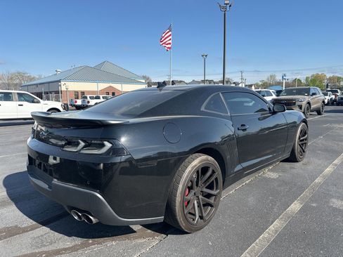 Used 2015 Chevrolet Camaro SS w/ SS Performance Package image 3