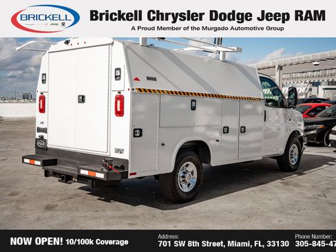 Used 2022 Chevrolet Express 3500 Work Van w/ Power Convenience Package image 5