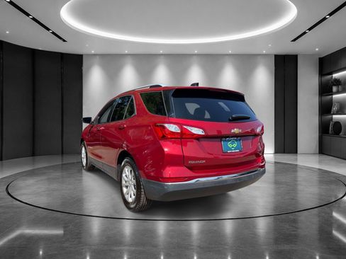 Used 2018 Chevrolet Equinox LT w/ Sun & Infotainment Package FWD image 3