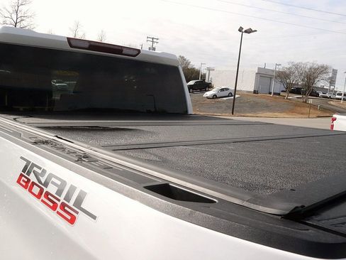 Used 2023 Chevrolet Silverado 1500 LT Trail Boss image 11