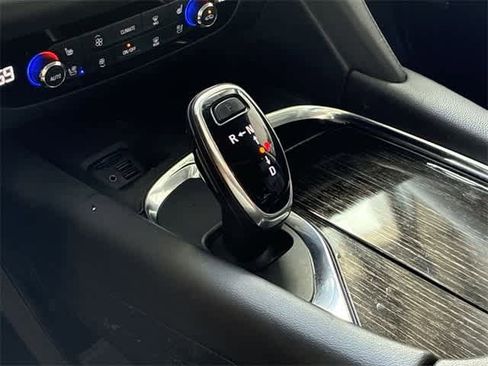 Used 2020 Buick Enclave Avenir w/ Avenir Technology Package image 35