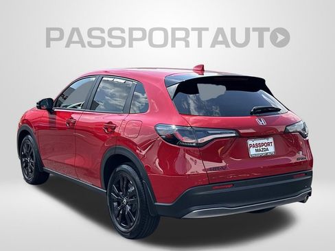 Used 2026 Honda HR-V Sport image 2