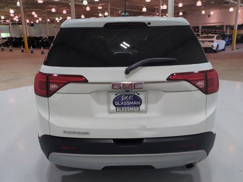 Used 2018 GMC Acadia SLE FWD image 4