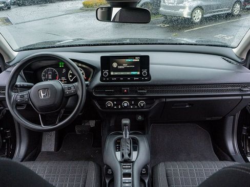 Certified 2023 Honda HR-V LX image 19