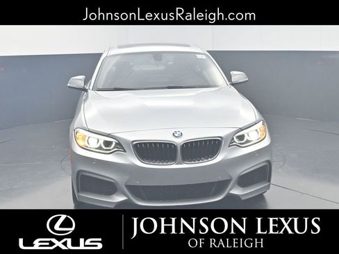 Used 2015 BMW M235i Coupe image 4