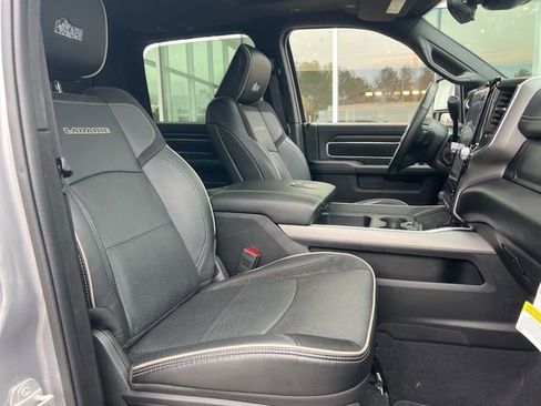 Used 2024 RAM 2500 Laramie w/ Night Edition image 41