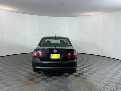Used 2010 Volkswagen Jetta S image 6