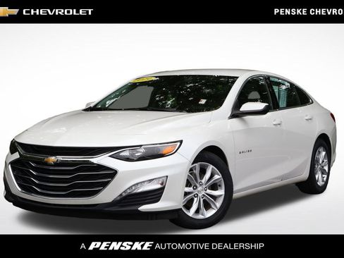 Certified 2019 Chevrolet Malibu LT w/ Driver Confidence Package II FWD image 1