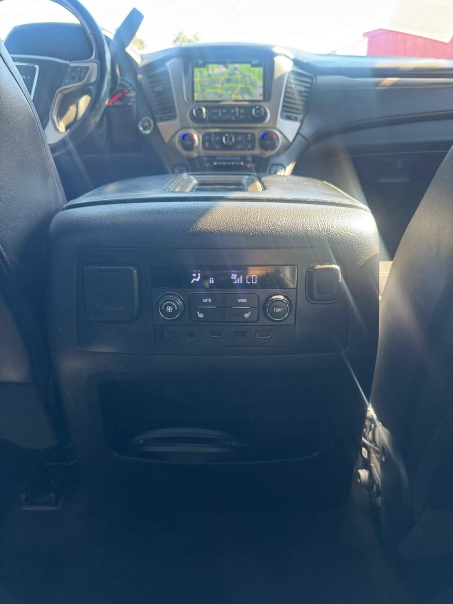 Used 2019 GMC Yukon Denali w/ Open Road Package AWD/4WD image 30