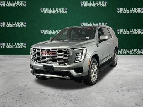 Used 2025 GMC Yukon Denali AWD/4WD image 4