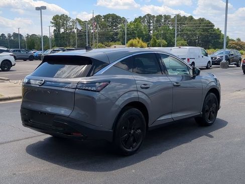 Used 2025 Nissan Murano SV FWD image 3
