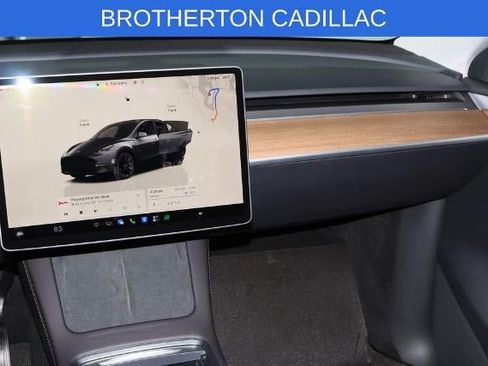 Used 2023 Tesla Model Y Long Range AWD/4WD image 26