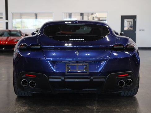 Used 2021 Ferrari Roma RWD image 5
