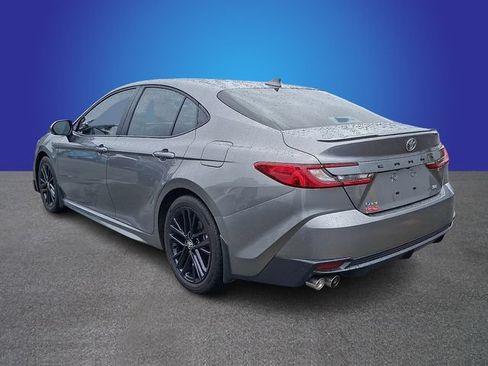 Used 2025 Toyota Camry SE FWD image 6