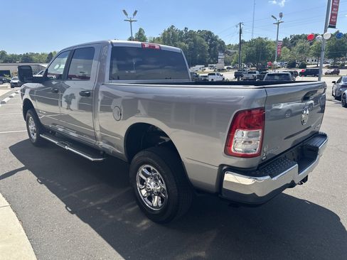 Used 2024 RAM 2500 Big Horn w/ Bed Utility Group AWD/4WD image 6