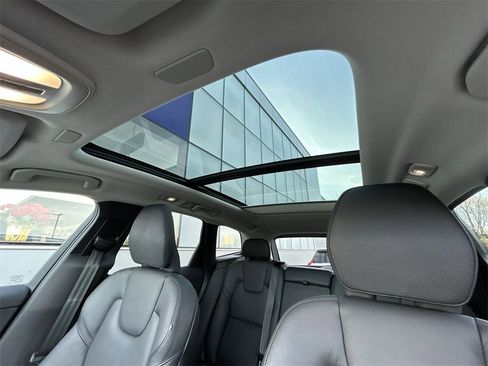 Certified 2023 Volvo XC60 B5 Plus w/ Climate Package image 24