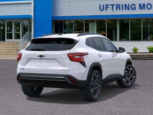 New 2026 Chevrolet Trax RS image 4