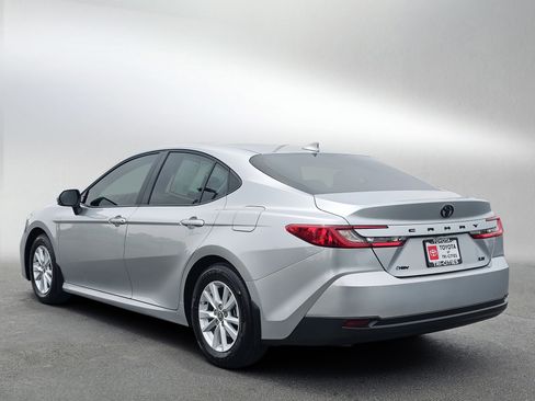 Used 2026 Toyota Camry LE w/ Preferred Package 2 (TMS) FWD image 3