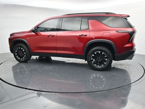 Used 2024 Chevrolet Traverse Z71 AWD/4WD image 6