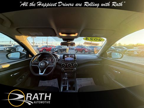 Used 2024 Nissan Sentra SV image 18