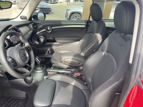 Used 2024 MINI Cooper S image 10