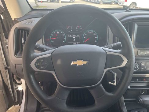 Used 2020 Chevrolet Colorado W/T w/ WT Convenience Package image 10