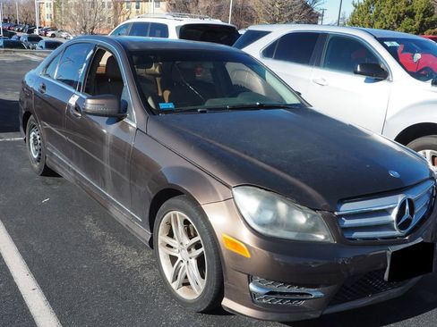 Used 2013 Mercedes-Benz C 250 Sedan image 1