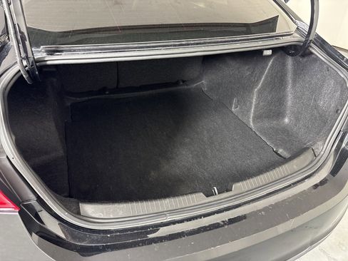 Used 2023 Chevrolet Malibu LT image 35